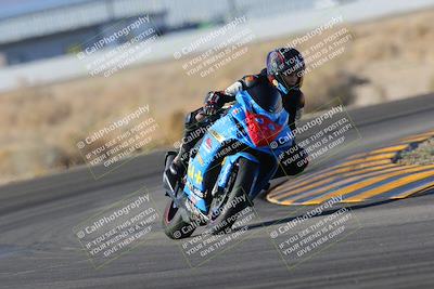 media/Dec-18-2022-SoCal Trackdays (Sun) [[8099a50955]]/Turn 4 (1pm)/